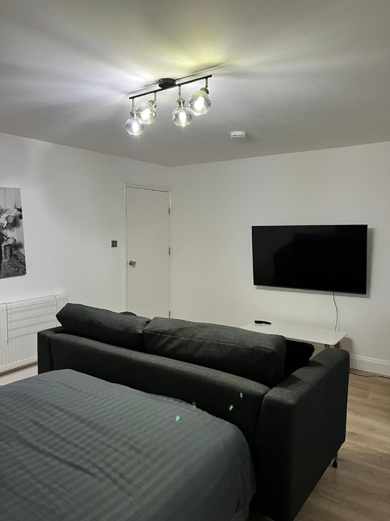 Cosy Guest House In Whitechapel London Exterior foto